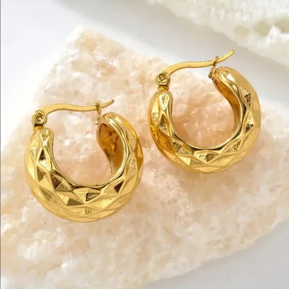 14K Gold Womens Chunky Huggie Earrings 14 Karat Silver